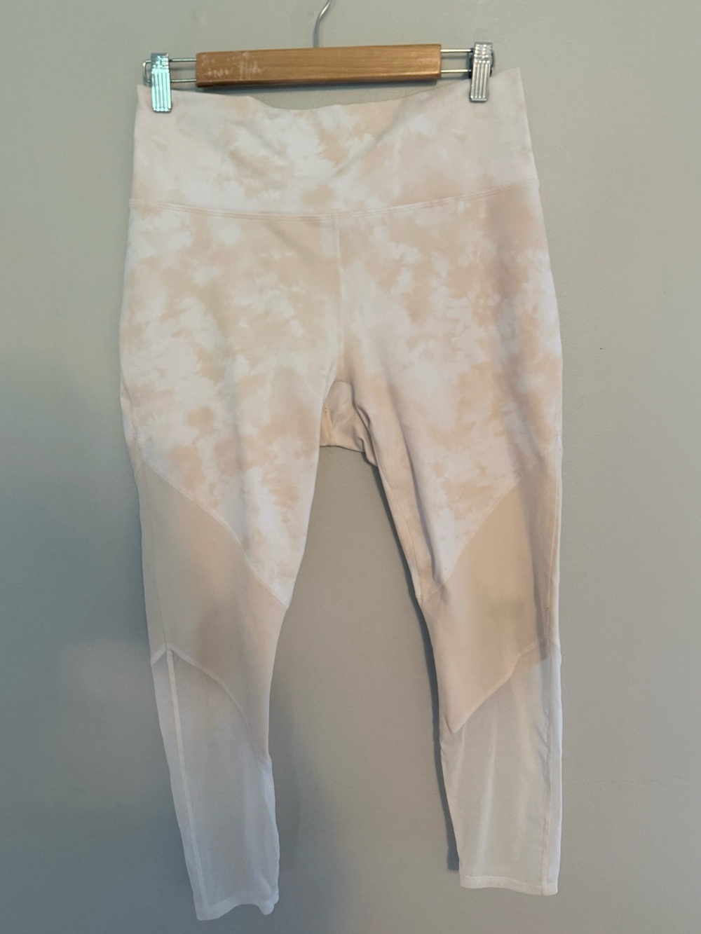 Fabletics Women’s Large Power Hold Leggings